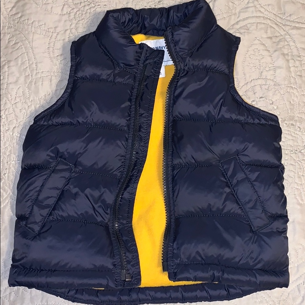Old navy puff vest toddler boy. Old Navy